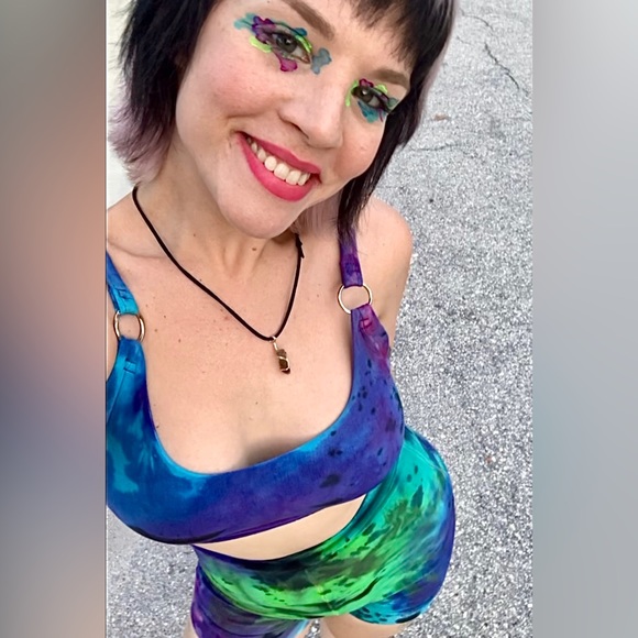 Meet Pinky - Picture 6 of 16